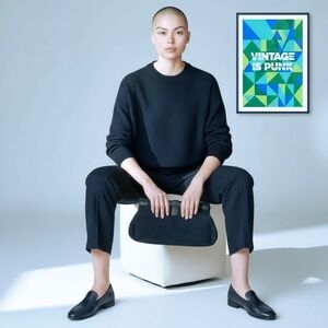 Vintage Suede Clutch Hinge Closure Made By Davey’s of Massachusetts Navy Blue